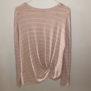 Women’s light sweater/long sleeve
